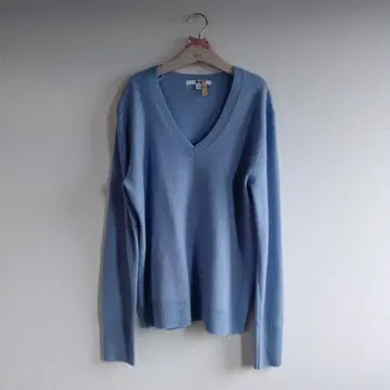 UNIQLO 캐시미어 V넥 스웨터