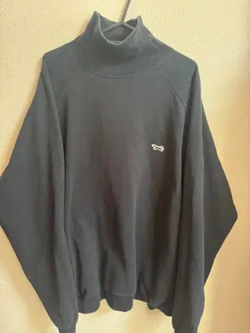 더 폭스 컬렉션 블랙 터틀넥