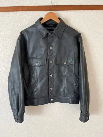 ZARA 페이크 레더 자켓 페이드 블랙 단장 S 사이즈