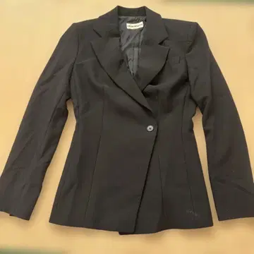 EMPORIO ARMANI 블랙 테일러드 자켓