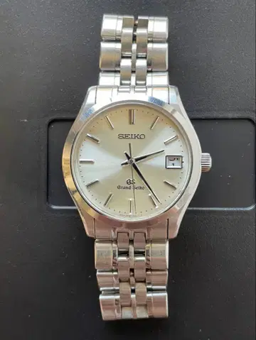 그랜드세이코 9F82-0A10 데이트 GS 쿼츠 하자품 배터리 교환 완료