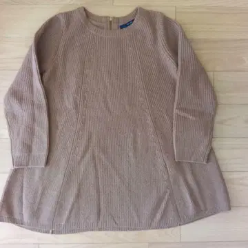 투모로우랜드 맥피 카멜 니트 스웨터 A라인 긴팔