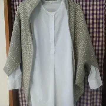 하트마켓 기하학 패턴 그레이 오부 소매 가디건