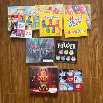 WEST. CD 앨범 9종 25장 묶음 판매