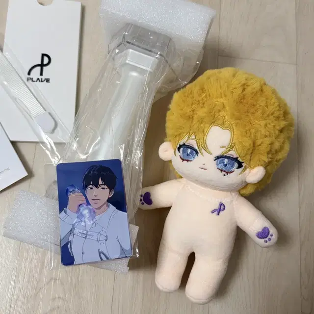 플레이브 응원봉 단순개봉(포카 포함)