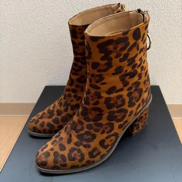 로데오 크라운 와이드 보울 레오파드 무늬 부츠 숏부츠