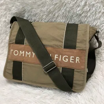 TOMMY HILFIGER 메신저 백 베이지 카키 대용량