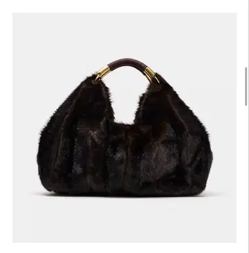 ZARA 이번 시즌 인조 모피 맥시 백