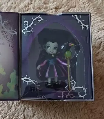 디즈니 스토어 피규어 말레피센트