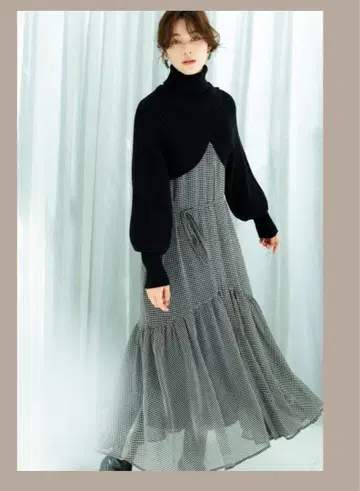 릴리 브라운 암워머 부착 원피스 (이너도 포함되어 있습니다)