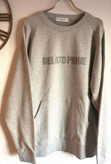 젤라피케 트레이닝복 로고 맨투맨 새상품 L 사이즈