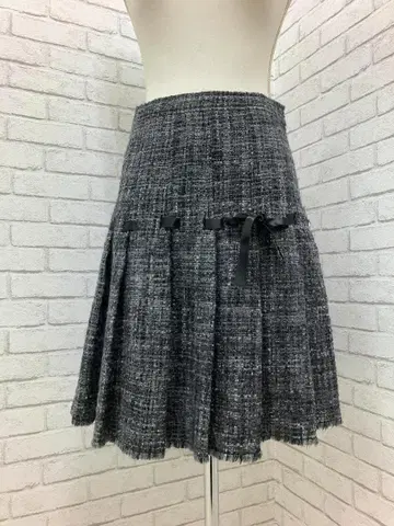 (K11483) 모스키노 칩앤시크 트위드 스커트