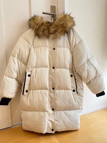 [ Holiday ] 빅 실루엣 벤치 코트 충전솜 다운 다운 코트