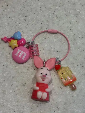 주렁주렁 키링 피그 레드 디즈니