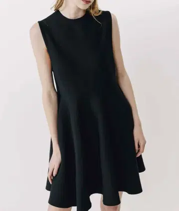 [ thetoe/the toe ] 슬리브리스 미니 원피스/Black