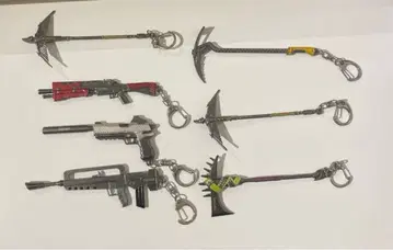 Fortnite 포트나이트 곡괭이 총 키링 세트