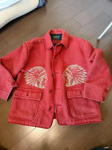 인디언 헤드 자수 빨간색 자켓 benetton