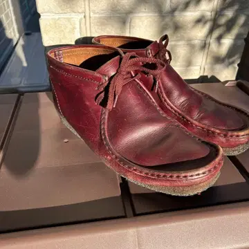 클락스 왈라비 호윈사 크롬엑셀 가죽 버건디