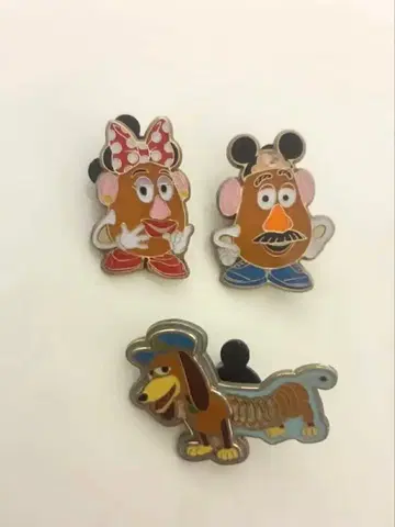 토이스토리 포테이토 헤드 부부, 슬링키 핀 배지 세트