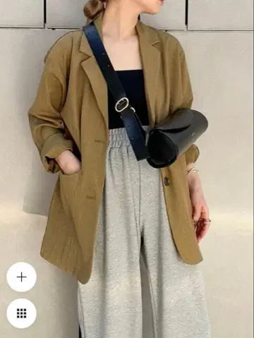 [ 거의 새상품 ] 셀렉모카 by son 심플 테일러드 자켓