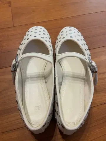 H&M 스터드 펌프스(US 42/26cm)