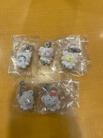 산리오 캐릭터즈 메지루시 액세서리 복슬복슬 스노우 세미 컴플리트