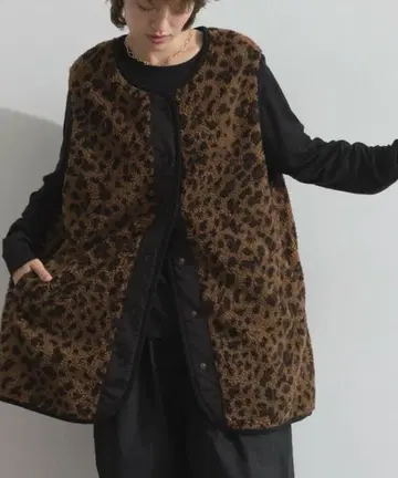 [ 새상품 ] 레오파드 무늬 보아 베스트