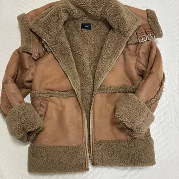 EMODA 브라운 무스탕 코트