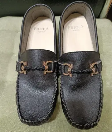 블랙 가죽 로퍼