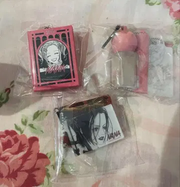 NANA x PASSIONAL LOVER 미니 참 컬렉션
