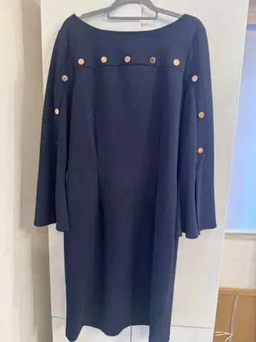 IVANKA TRUMP 네이비 7부 소매 원피스