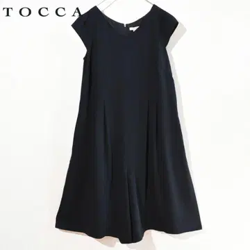 [ TOCCA ] 블랙 반팔 무릎 기장 원피스