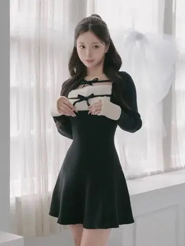 Darich 리본 퍼 플레어 니트 미니 원피스 Freesize