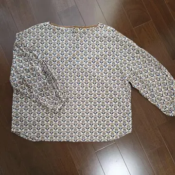 유나이티드 애로우즈 그린 라벨 리버티 블라우스