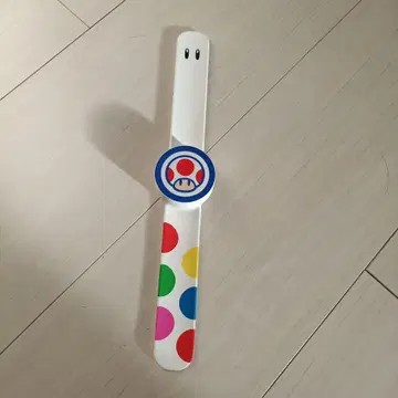 마리오 파워업 밴드 토드 디자인