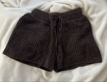 Heather 브라운 니트 숏팬츠