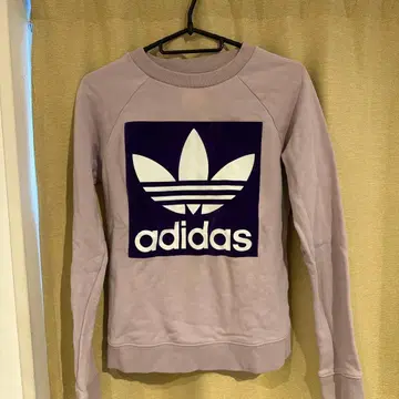 adidas 라벤더 맨투맨 S 사이즈