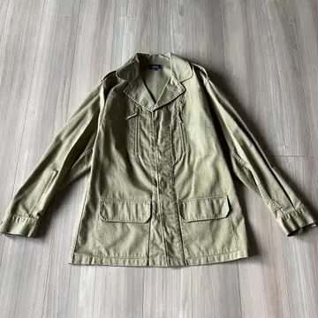 A.P.C. 밀리터리 자켓 사이즈 2 사파리 자켓 베이지