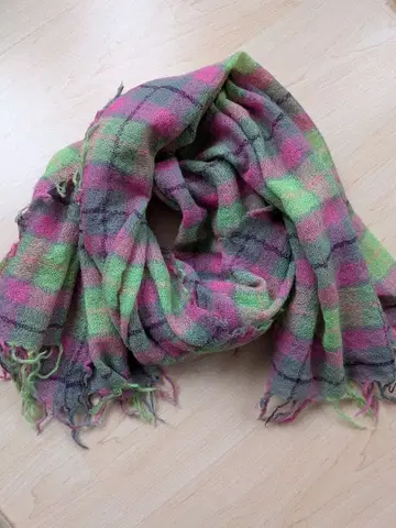 sunaokuwahara 체크 무늬 머플러 핑크 그린