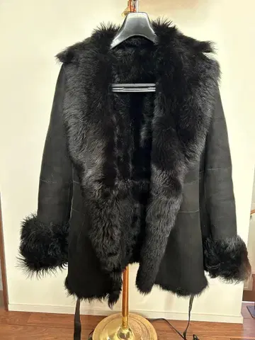 DKNY 다나카란 무스탕 코트 블랙 4 새상품급