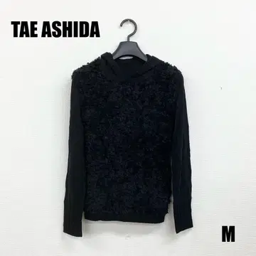 0493M TAE ASHIDA 긴팔 상의 여성