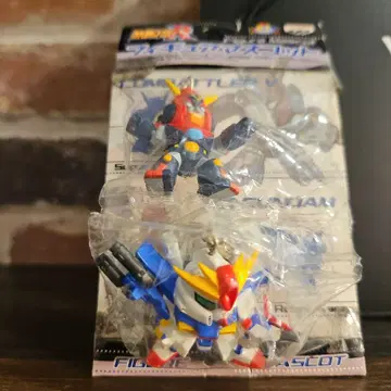 콤바토라 V 피규어 마스코트