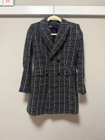 ZARA 트위드 자켓