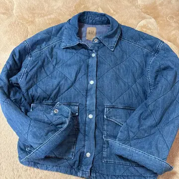 GAP 오버 사이즈 퀼팅 데님 자켓 L 사이즈