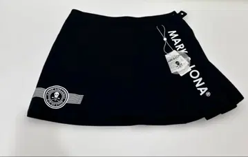 새상품 MARK&LONA 골프 스커트 네이비 새상품
