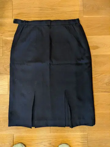 LINEAR 모 100% 무릎 기장 스커트