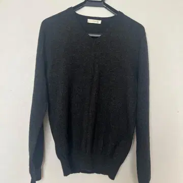 새상품급 유니클로 캐시미어 V넥 스웨터 다크 그레이 M