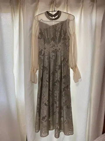 그린, 그레이, 베이지 쉬폰 긴팔 드레스