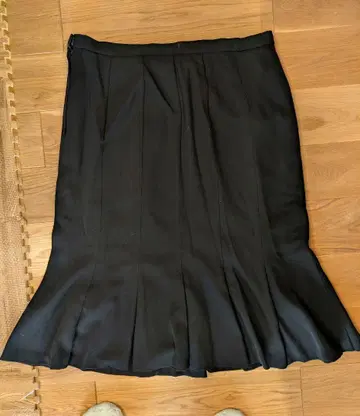 LINEAR 플레어 스커트 모 100%