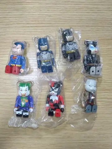 베어브릭 CHASE BATMAN HUSH 7종